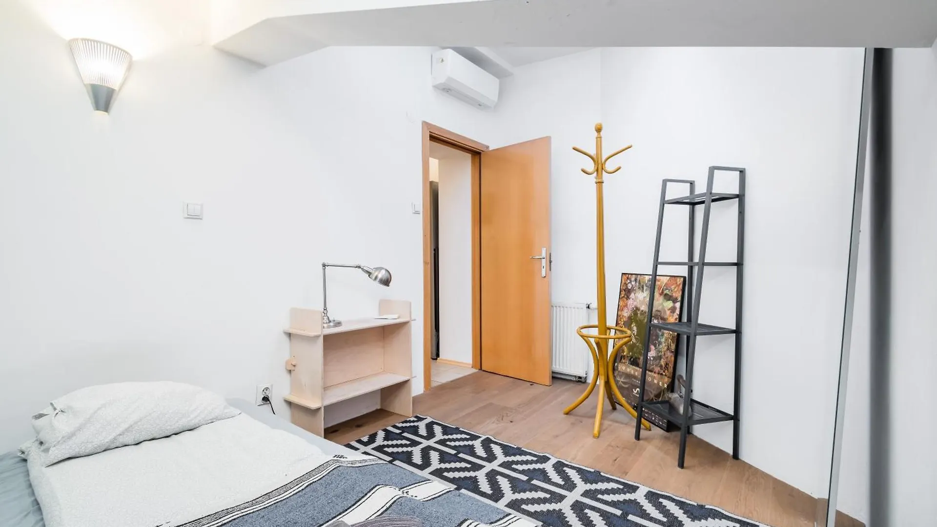 Attic Apartment Wawelofts Krakow